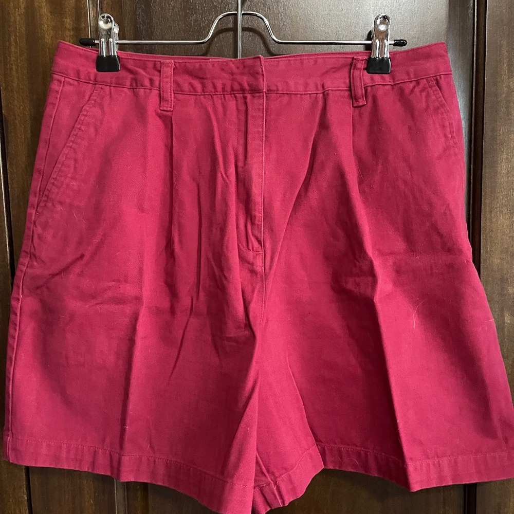 Classic Red Sonoma shorts Sz 12.